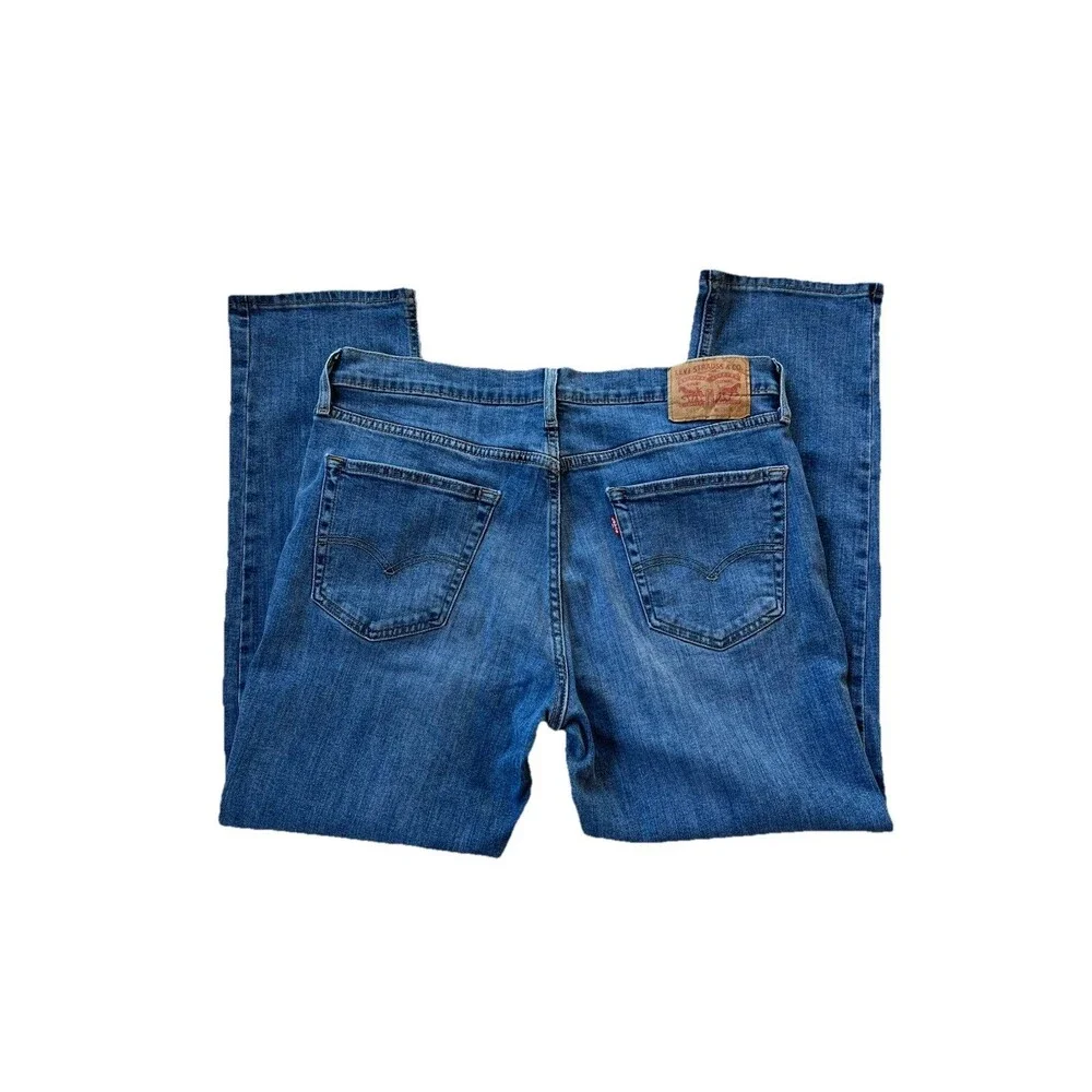 Levis free no